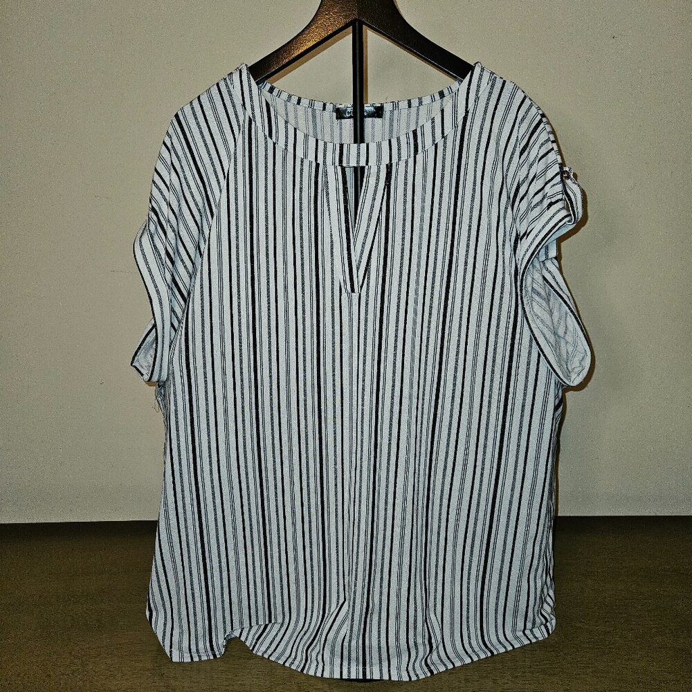 Black and white striped 3XL shirt by Cure